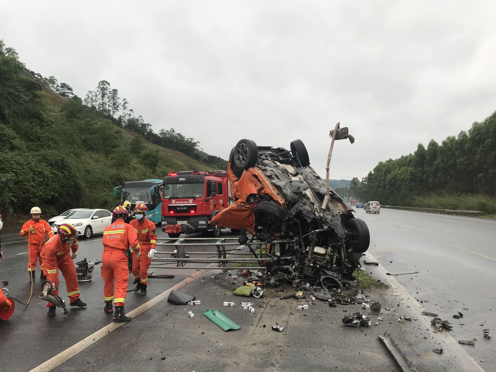 高速公路近期事故汇总